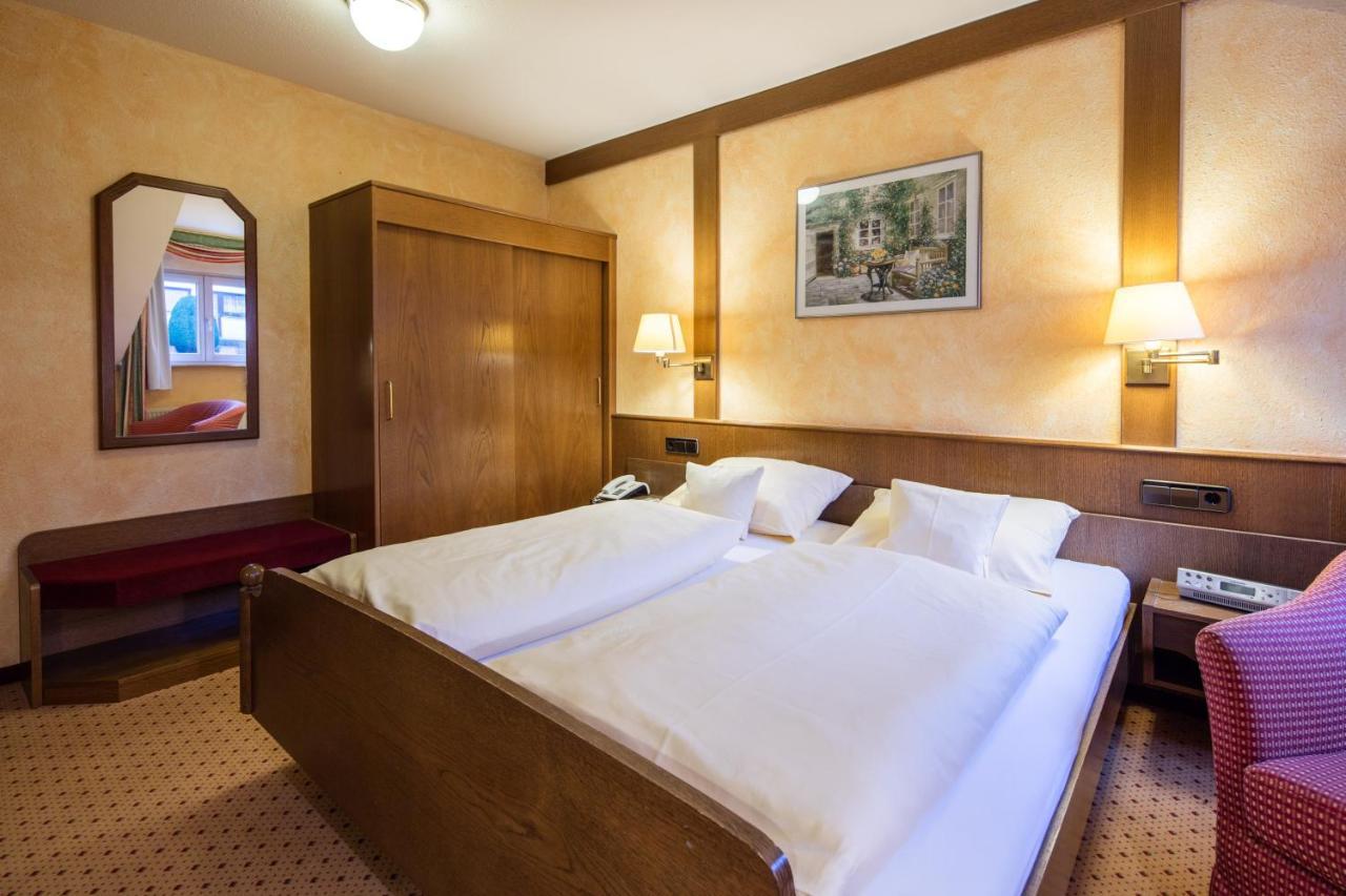 Blessings Landhotel Lehnenberg Extérieur photo