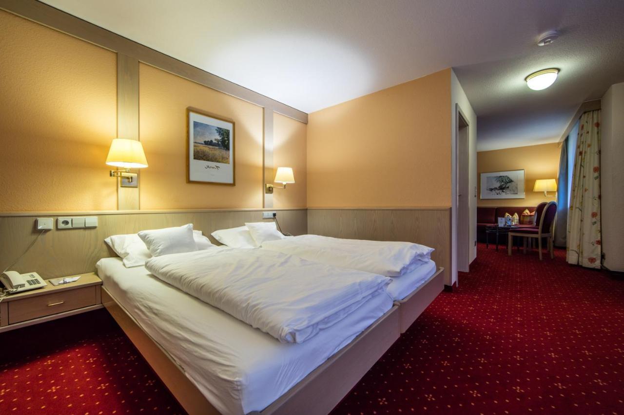 Blessings Landhotel Lehnenberg Extérieur photo