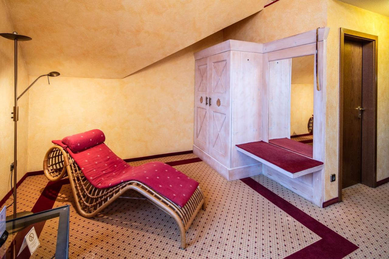 Blessings Landhotel Lehnenberg Extérieur photo